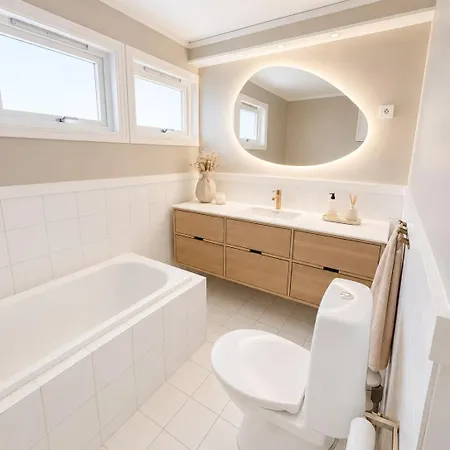 Apartment Lys Og Moderne Enebolig Naer Sentrum Og Ons Stavanger