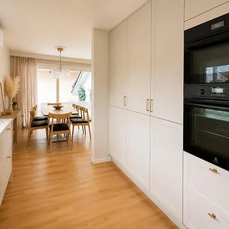 Apartment Lys Og Moderne Enebolig Naer Sentrum Og Ons Stavanger