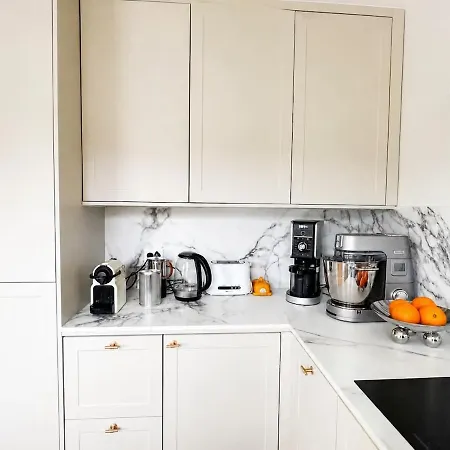 Apartment Lys Og Moderne Enebolig Naer Sentrum Og Ons