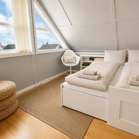 Lys Og Moderne Enebolig Naer Sentrum Og Ons Stavanger